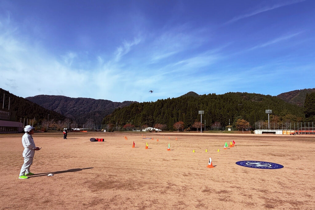 Mavic3とMatrice300の競演(Mavicは見えないけど)